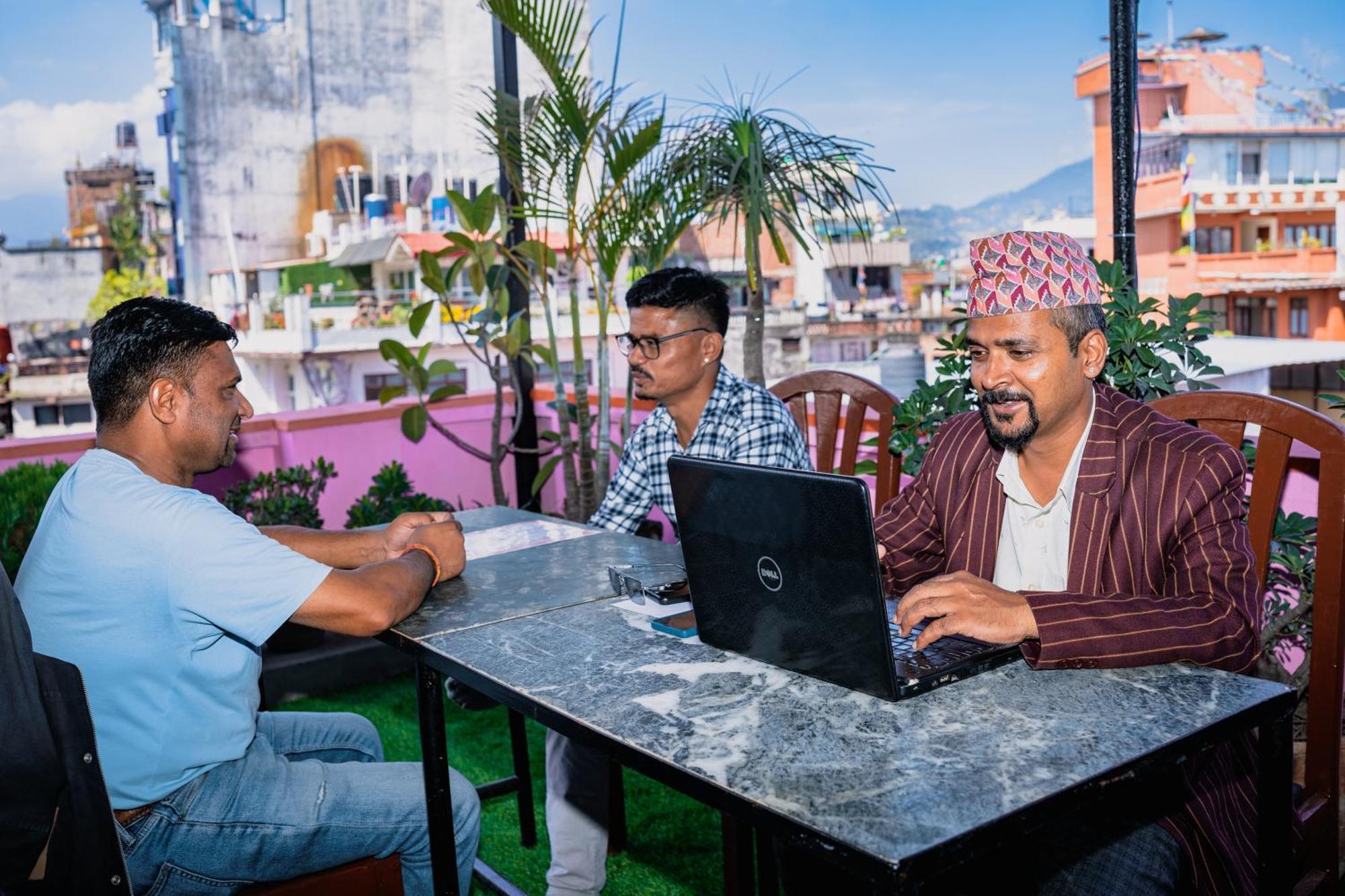Karma Travellers Home Kathmandu Luaran gambar
