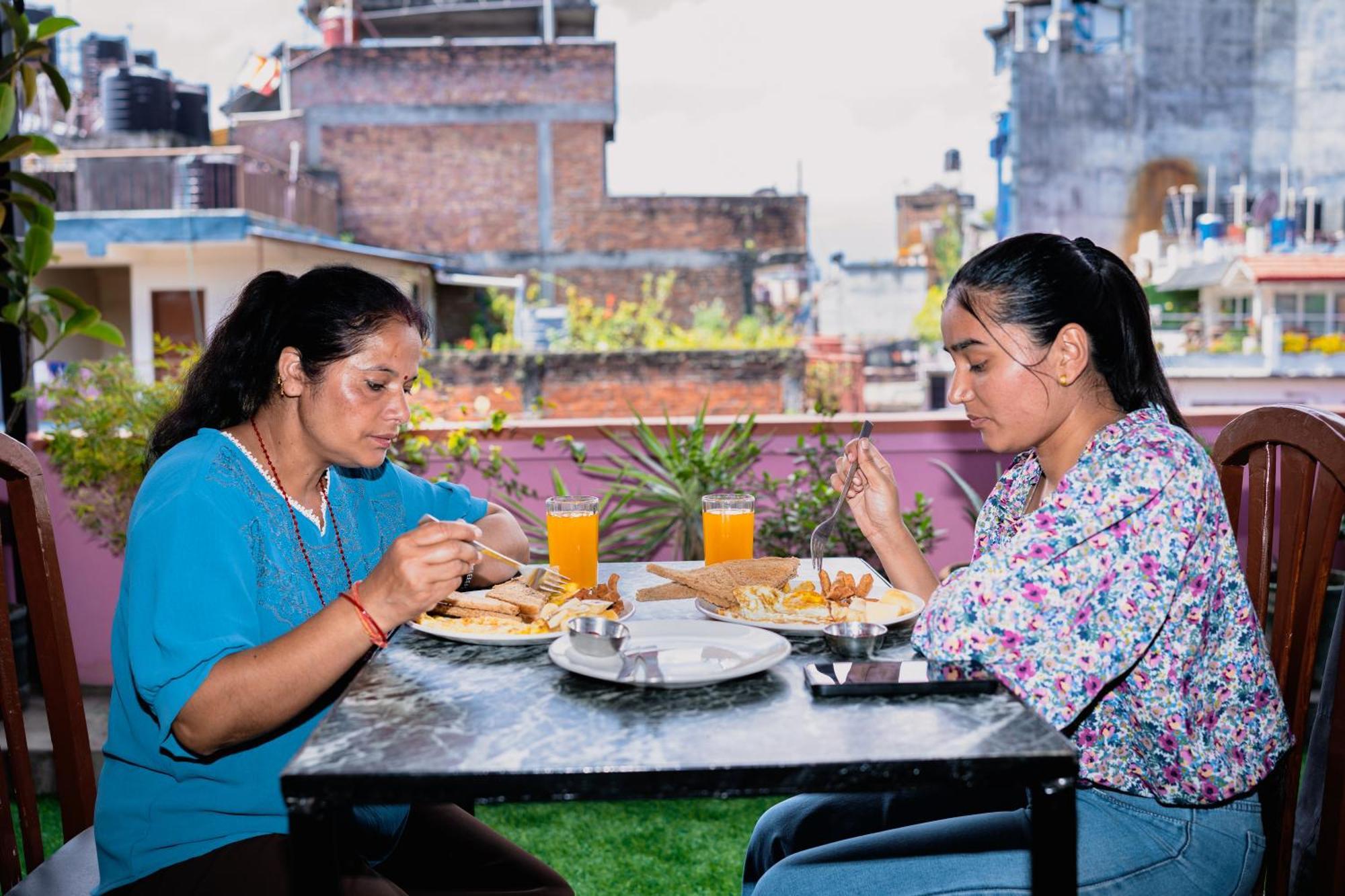 Karma Travellers Home Kathmandu Luaran gambar