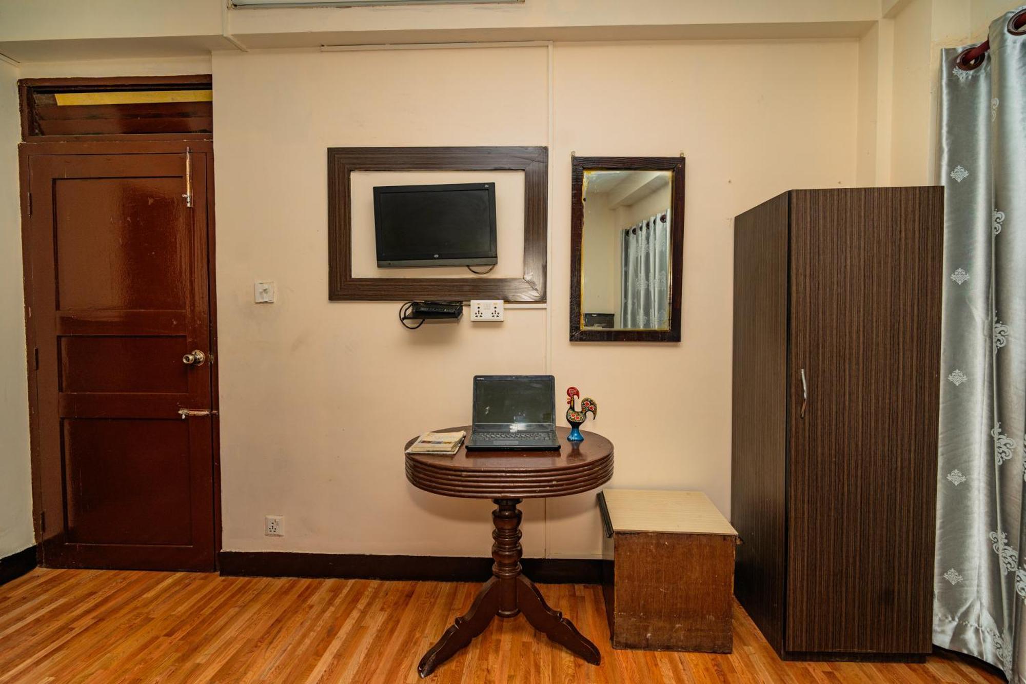 Karma Travellers Home Kathmandu Luaran gambar