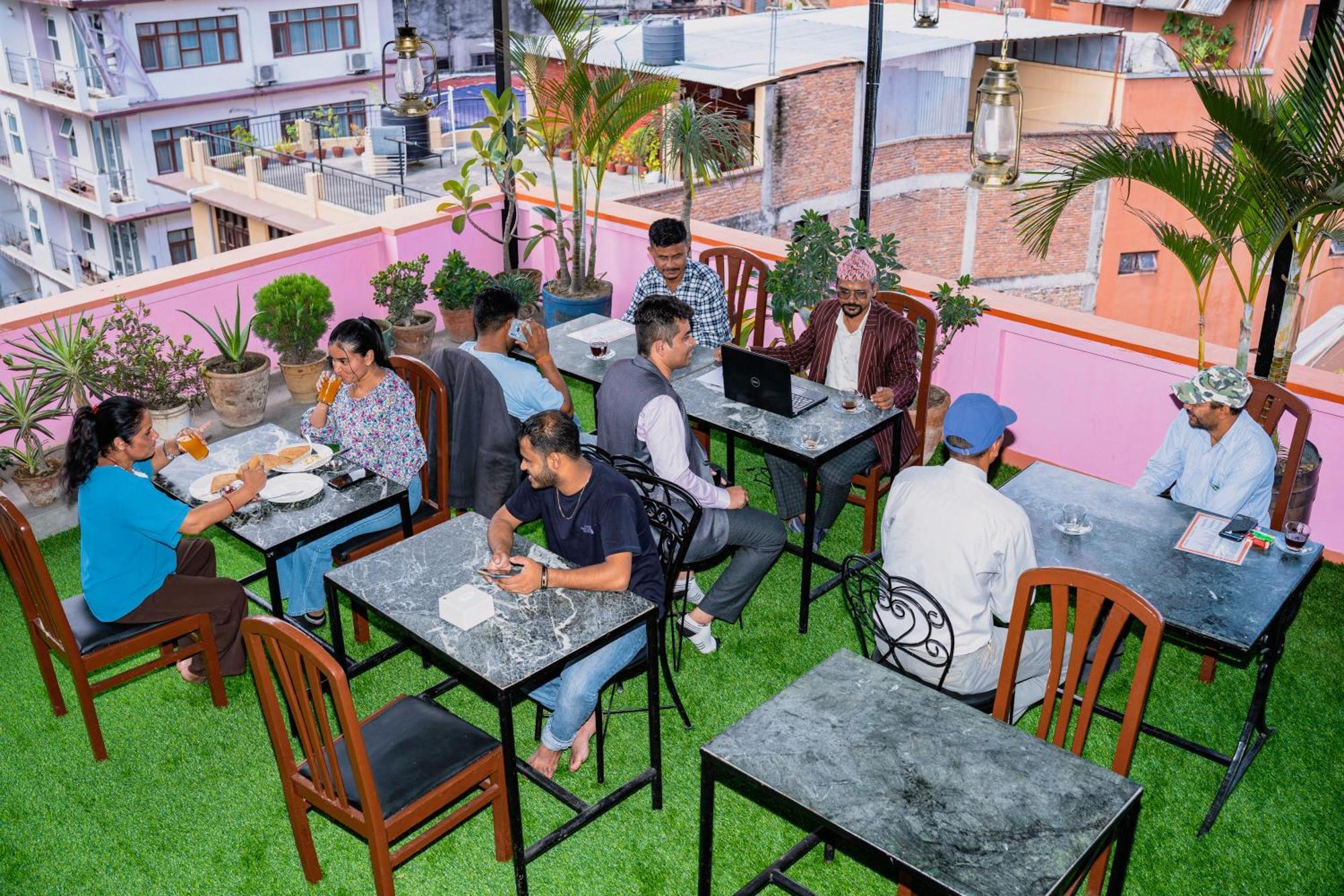 Karma Travellers Home Kathmandu Luaran gambar