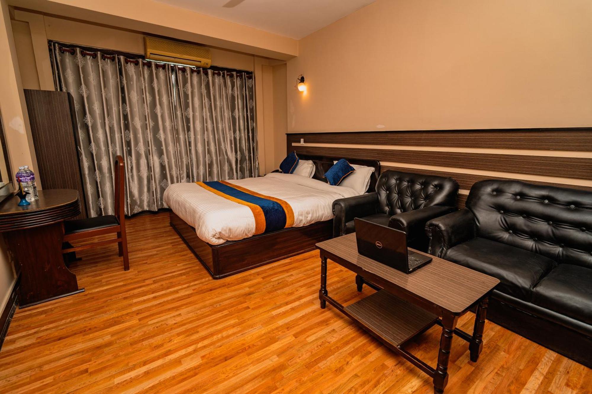 Karma Travellers Home Kathmandu Luaran gambar
