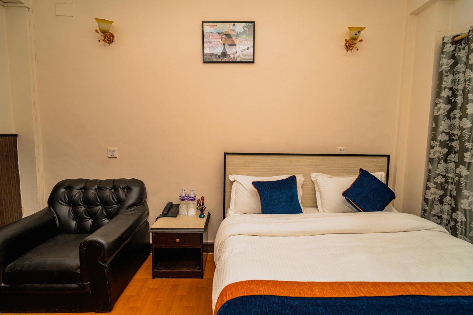 Karma Travellers Home Kathmandu Luaran gambar
